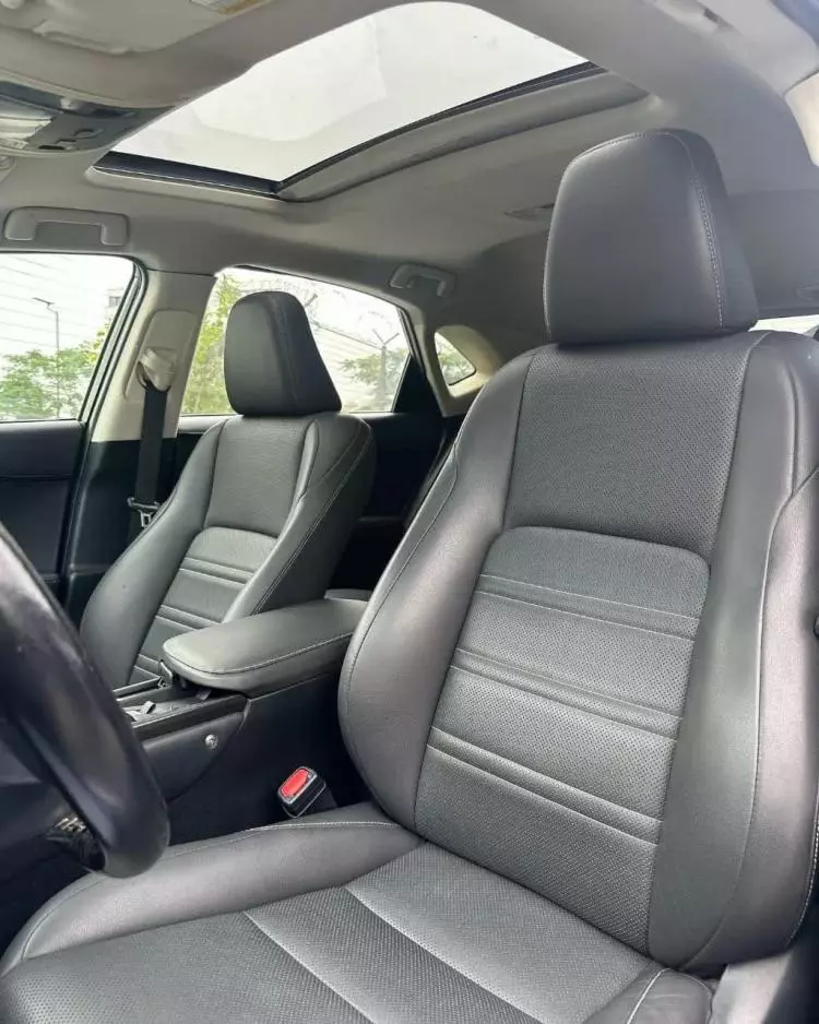 Lexus NX 200
