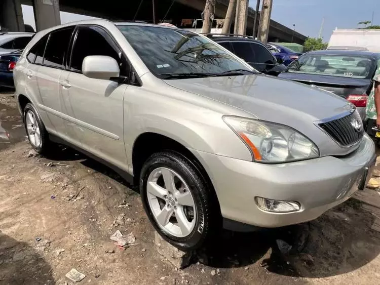 Lexus RX 330