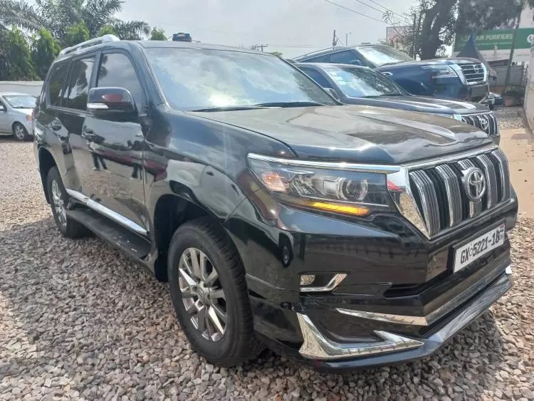 Toyota Landcruiser Prado