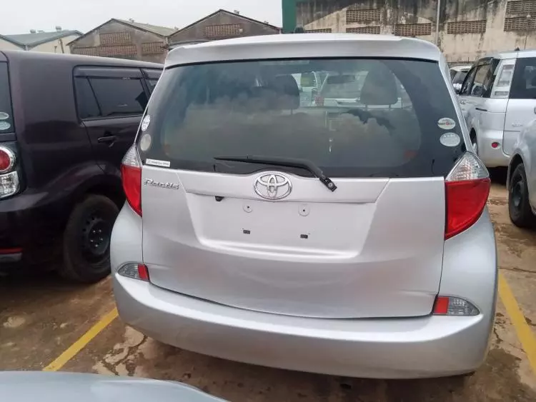 Toyota Ractis