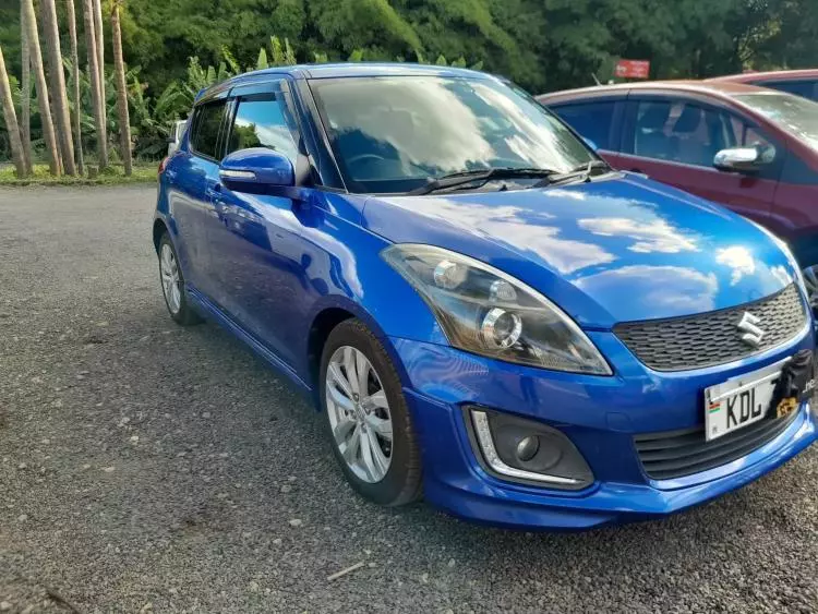 SUZUKI Swift RS