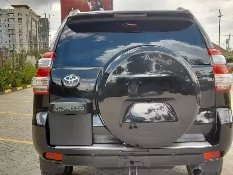 Toyota Landcruiser Prado