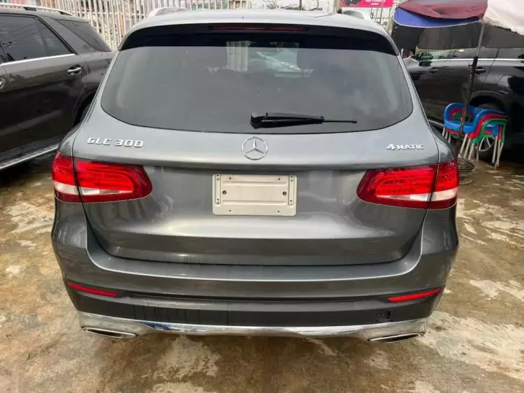 Mercedes-Benz GLC 300