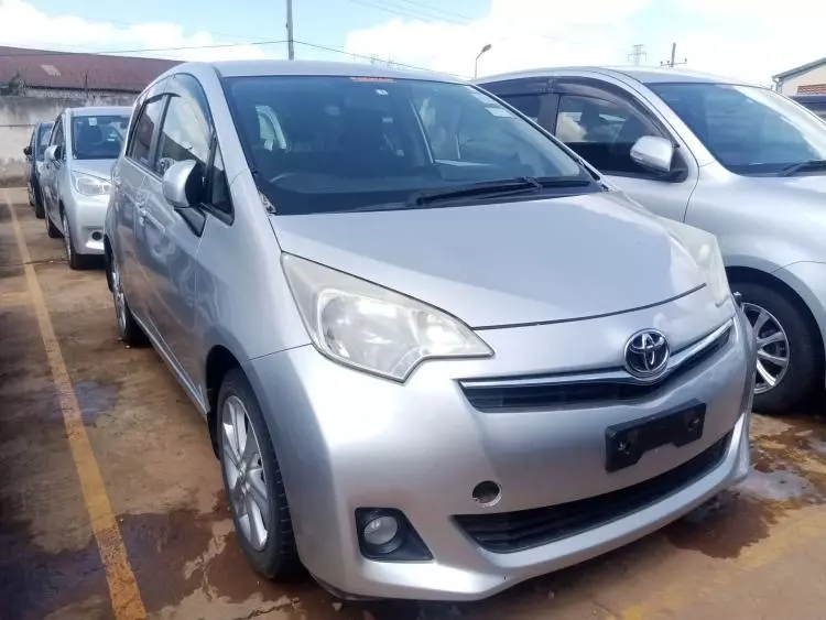 Toyota Ractis