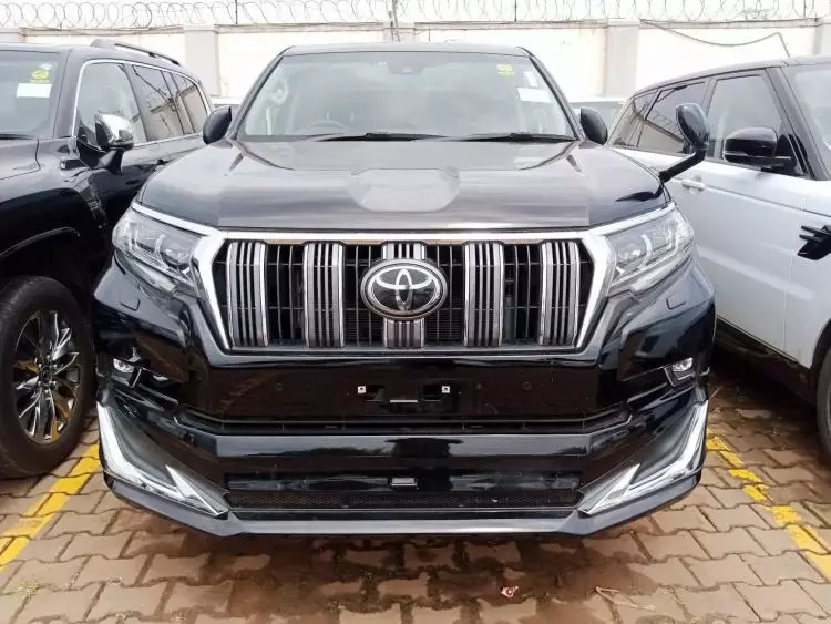 Toyota Landcruiser Prado