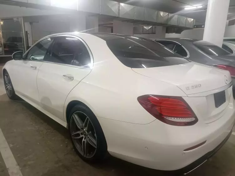Mercedes-Benz E250