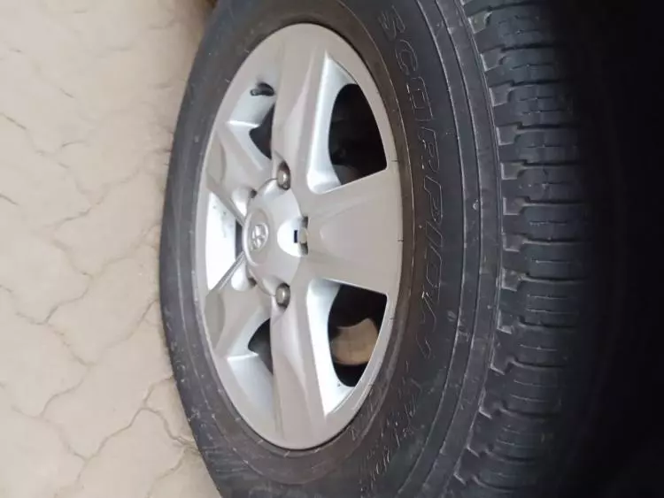 Toyota Landcruiser  V8