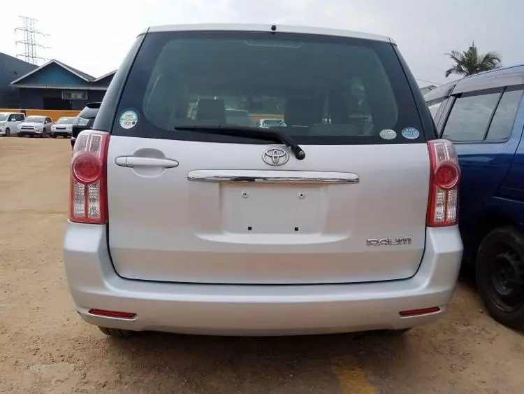 Toyota Raum