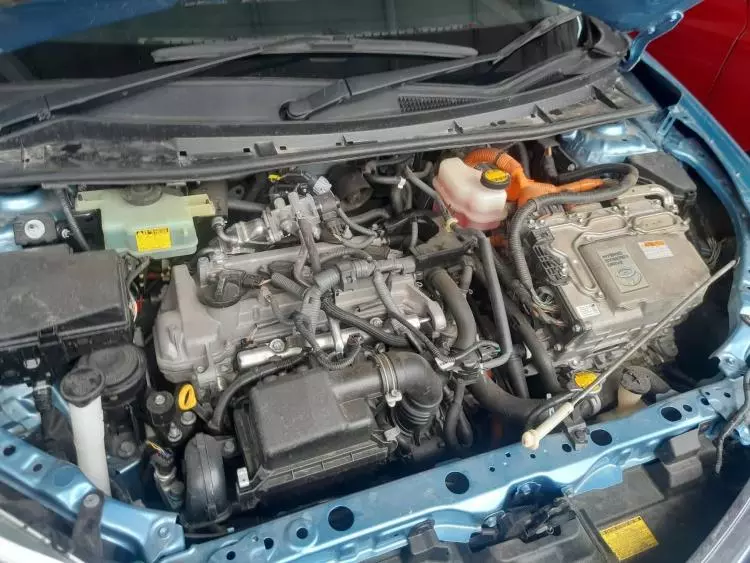 Toyota Fielder hybrid
