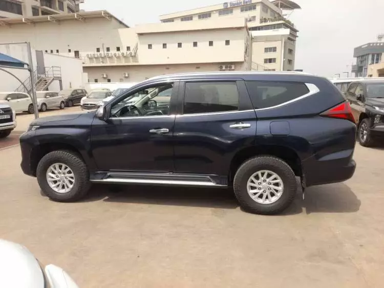 Mitsubishi Pajero Sport