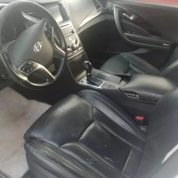 Hyundai Azera