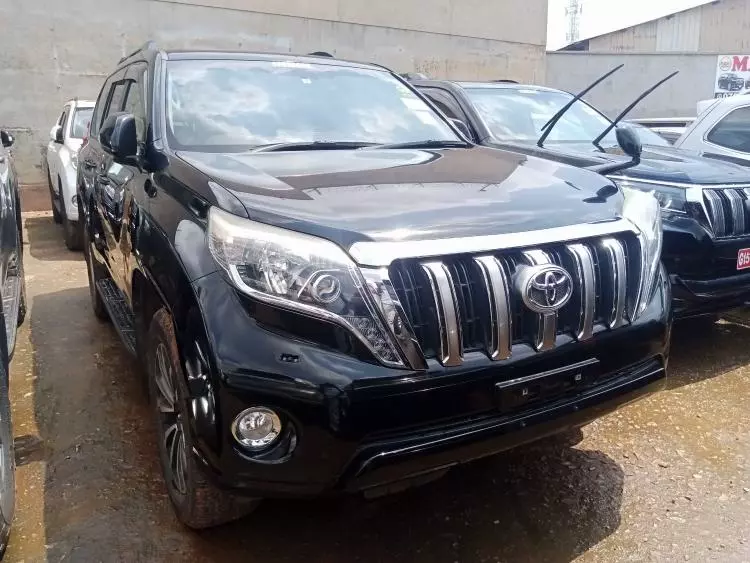 Toyota Landcruiser Prado