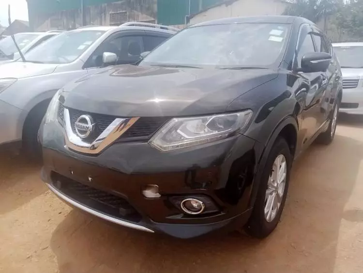 Nissan X- trail