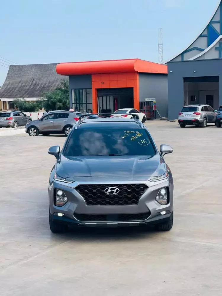 Hyundai Santa Fe