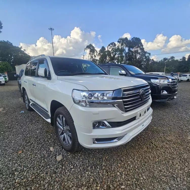 Toyota Landcruiser  V8