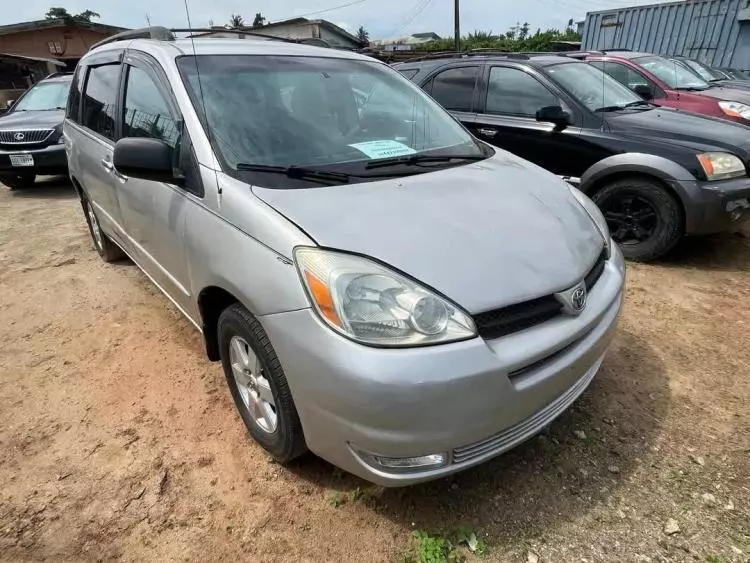 Toyota Sienna