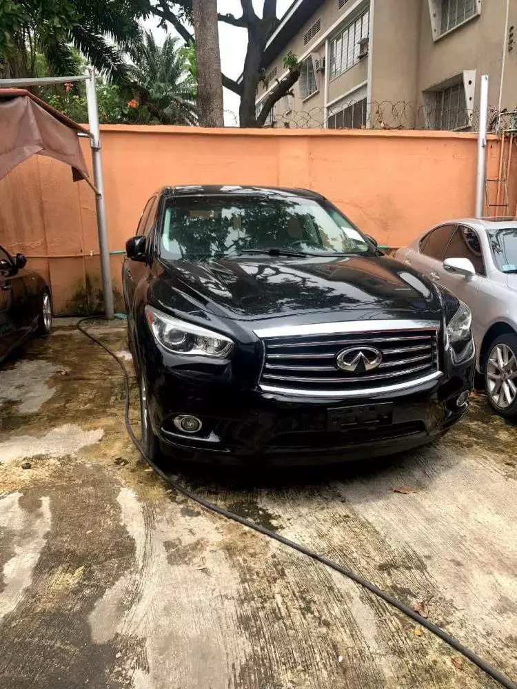 Infiniti JX