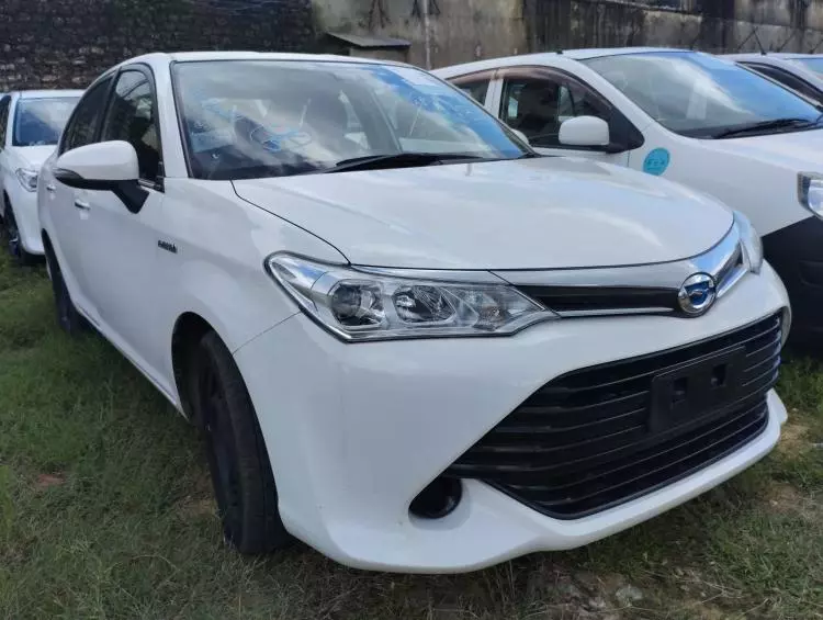 Toyota Axio hybrid