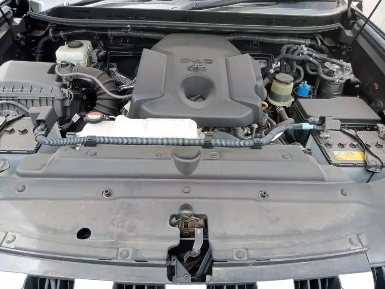 Toyota LAND CRUISER VGX