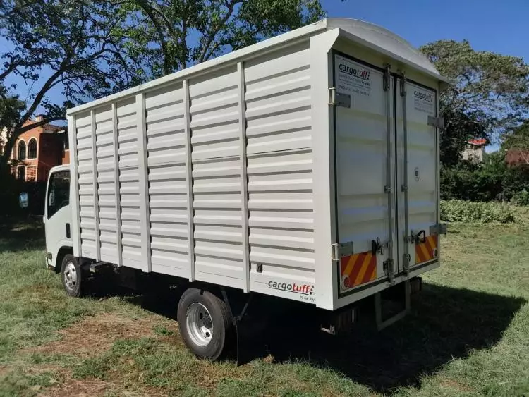 Isuzu NMR