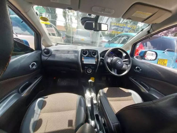 Nissan Note medalist