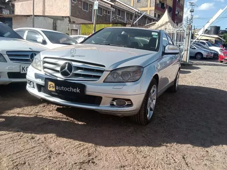 Mercedes-Benz C 200