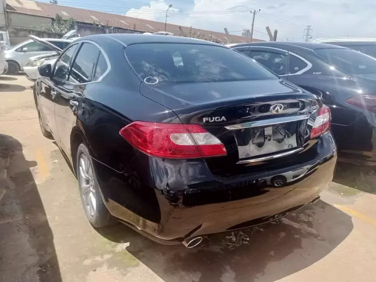 Nissan Fuga