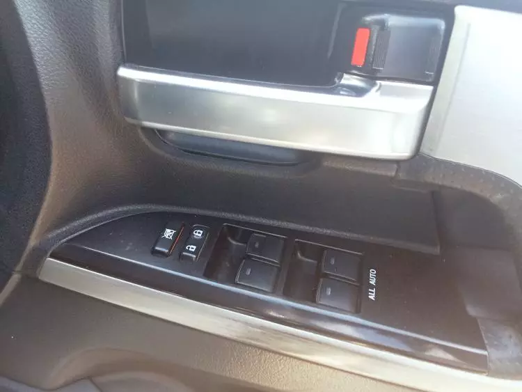 Toyota Land Cruiser V8