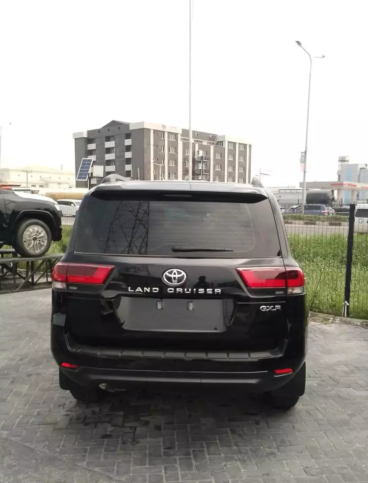 Toyota Land Cruiser GXR