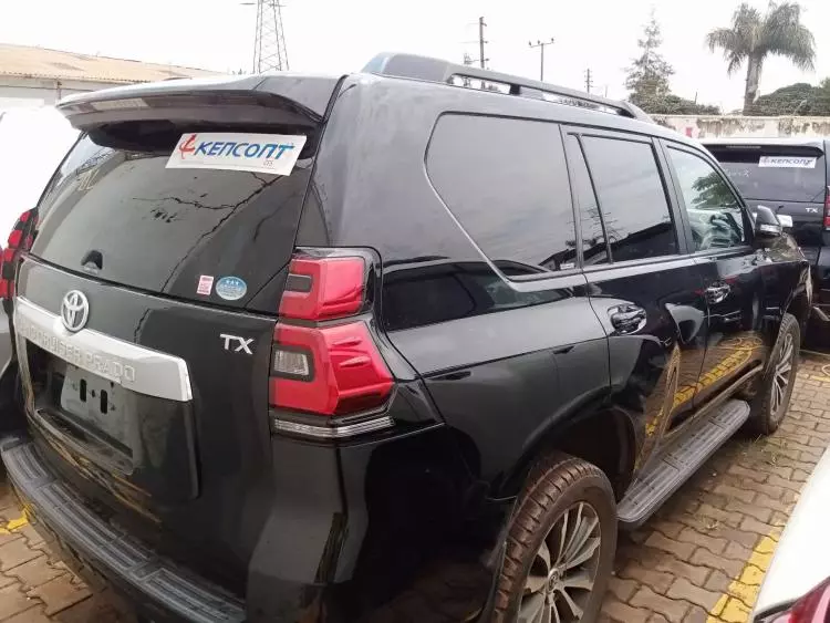 Toyota Landcruiser Prado
