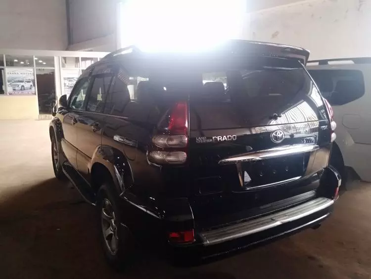 Toyota Landcruiser Prado