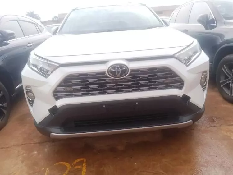 Toyota RAV 4