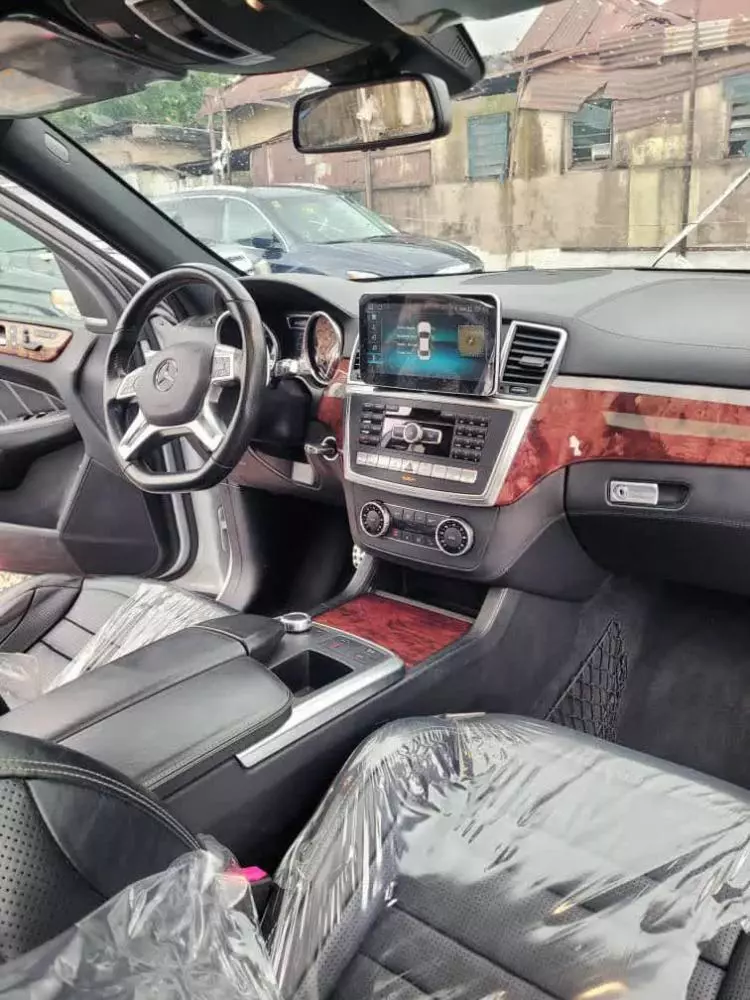Mercedes-Benz ML 63 AMG