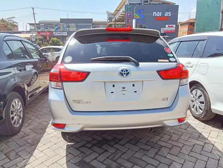 Toyota Fielder