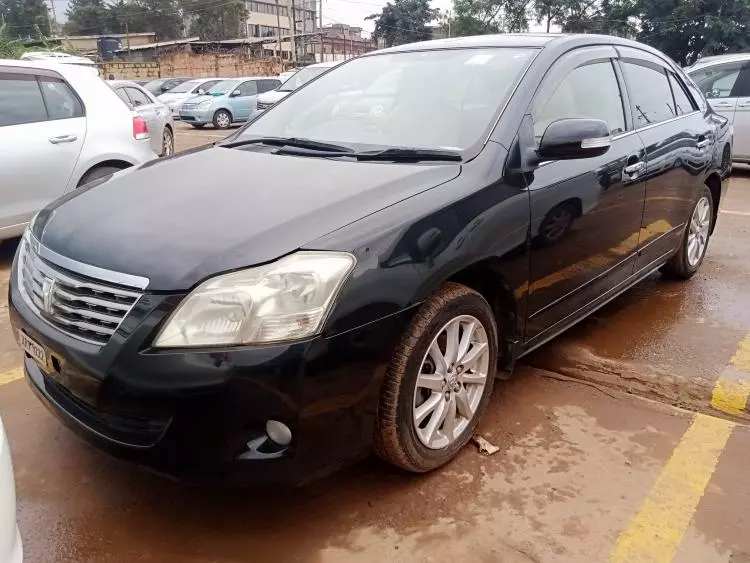 Toyota Premio