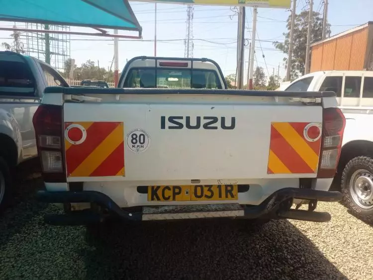 Isuzu D-Max