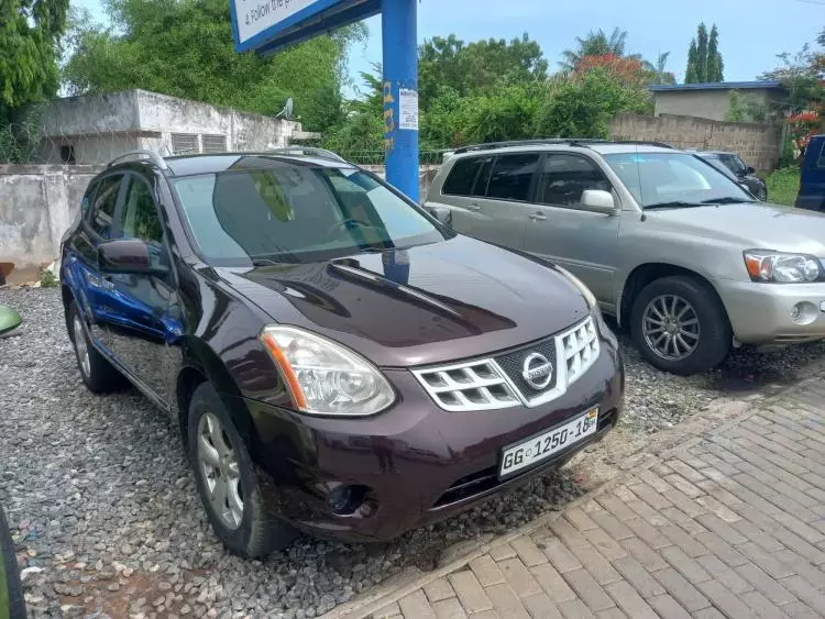 Nissan Rogue