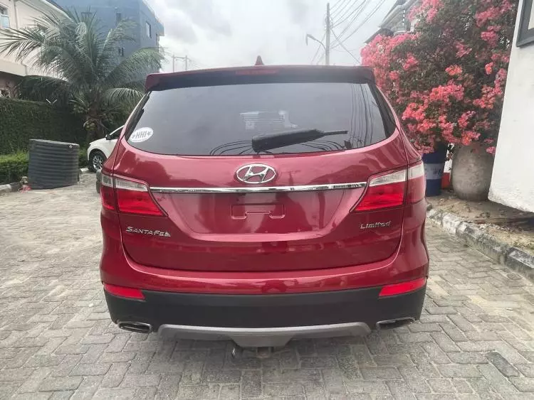 Hyundai Santa Fe