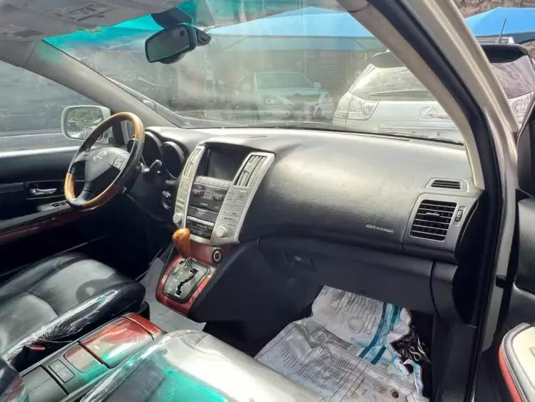 Lexus RX 330