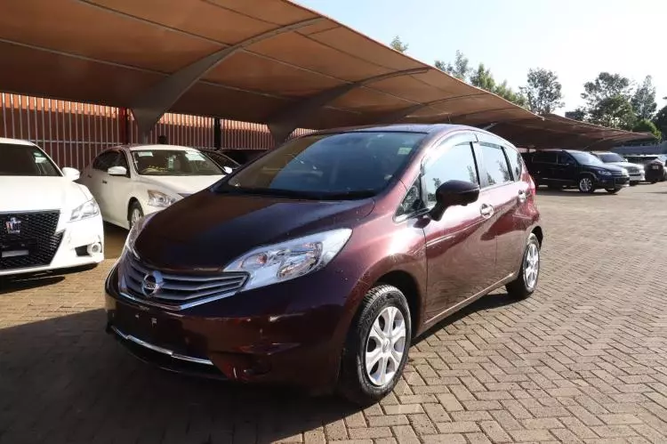 Nissan Note medalist