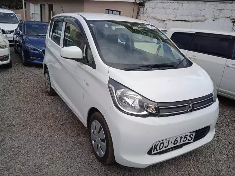 Mitsubishi EK wagon 