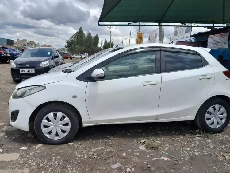 Mazda Demio