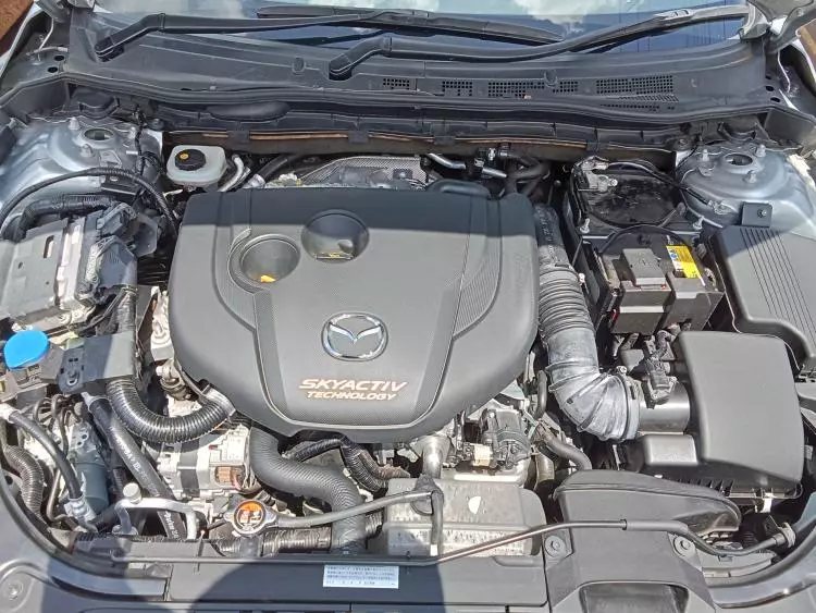 Mazda Atenza