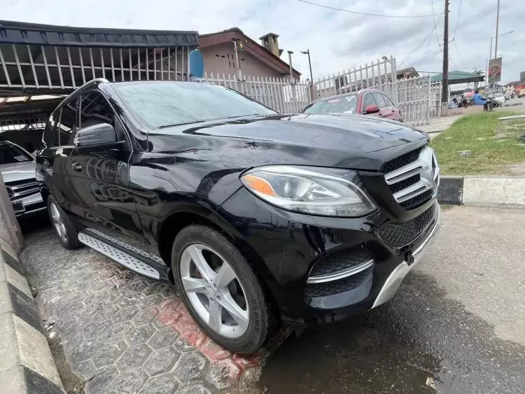 Mercedes-Benz GLE 350