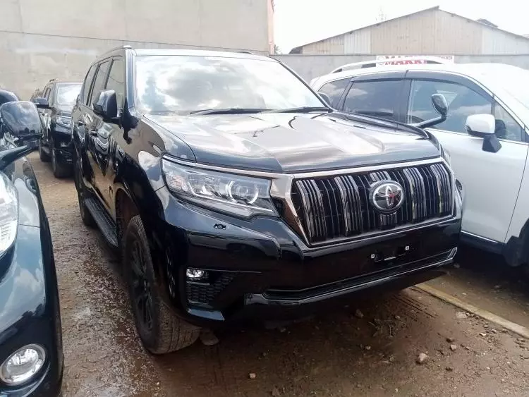 Toyota Landcruiser Prado