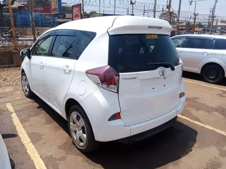 Toyota Ractis