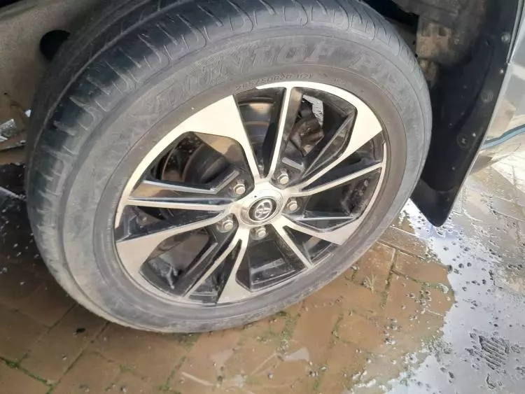 Toyota Landcruiser ZX