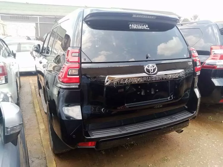 Toyota Landcruiser Prado