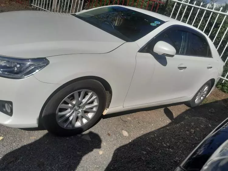 Toyota Mark X