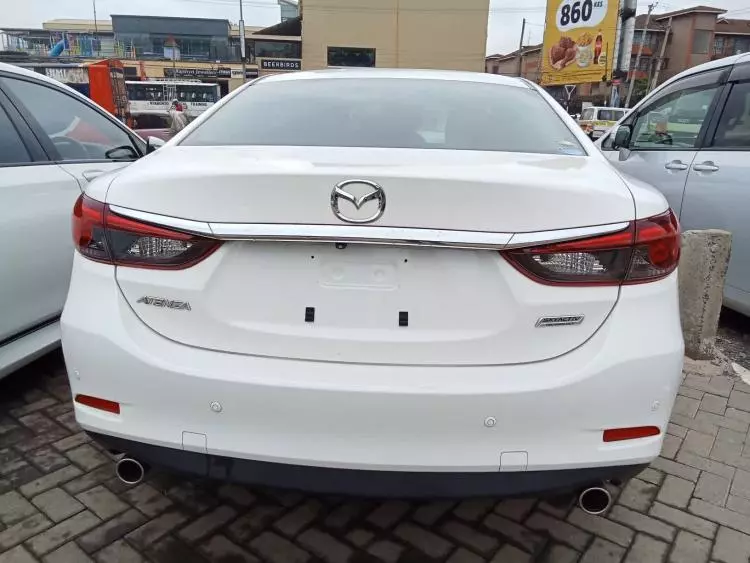 Mazda Atenza